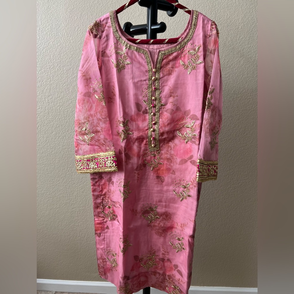 Brand new suit - 3 piece